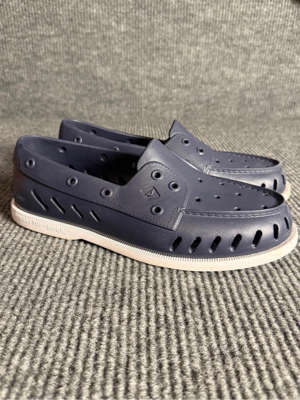 Sperry Top Sider Float Boat Navy and White Perforated Slip-On Shoes M9/W11 - Picture 1 of 8